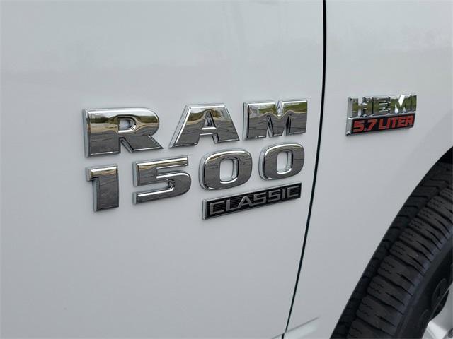 new 2024 Ram 1500 car, priced at $45,000