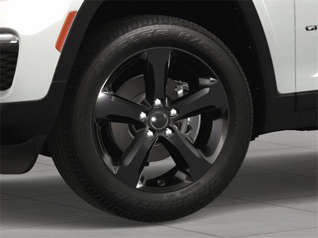 new 2025 Jeep Grand Cherokee car, priced at $45,576