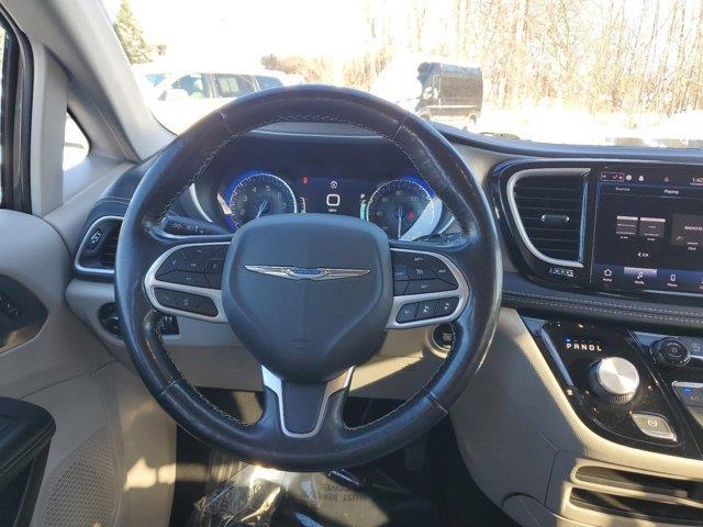 used 2021 Chrysler Pacifica car, priced at $23,995