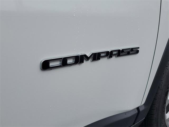new 2024 Jeep Compass car, priced at $27,334