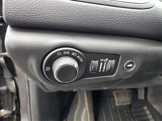 used 2015 Chrysler 200 car, priced at $11,987