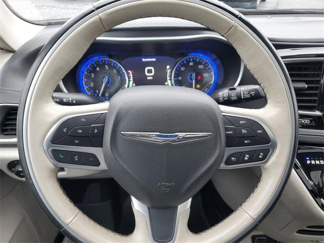 used 2020 Chrysler Pacifica car, priced at $20,934