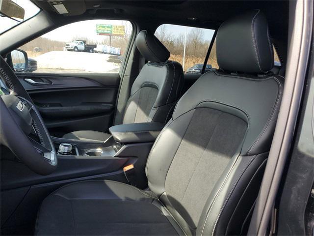 new 2025 Jeep Grand Cherokee car, priced at $43,568