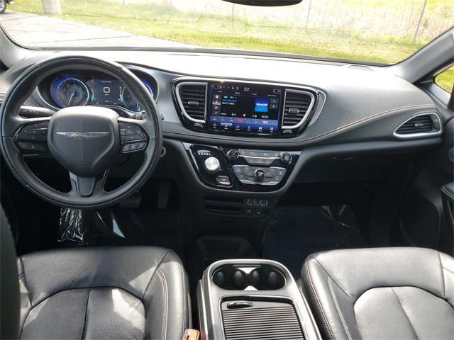 used 2022 Chrysler Pacifica car, priced at $32,329