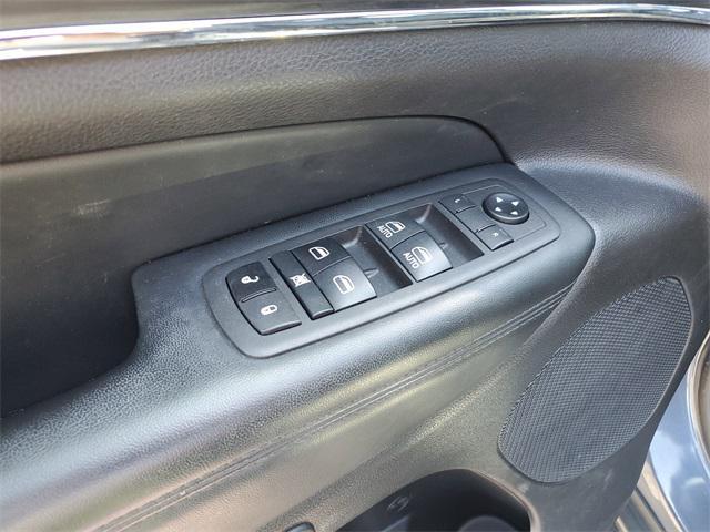 used 2021 Jeep Grand Cherokee car, priced at $29,811