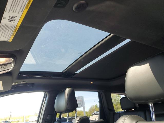 used 2021 Jeep Grand Cherokee car, priced at $29,811