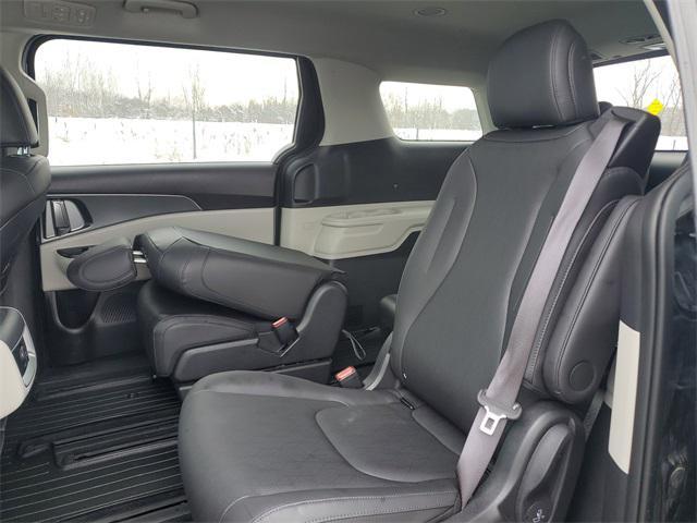 used 2024 Kia Carnival car, priced at $34,000