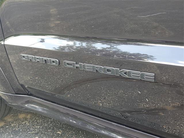 used 2018 Jeep Grand Cherokee car, priced at $27,063
