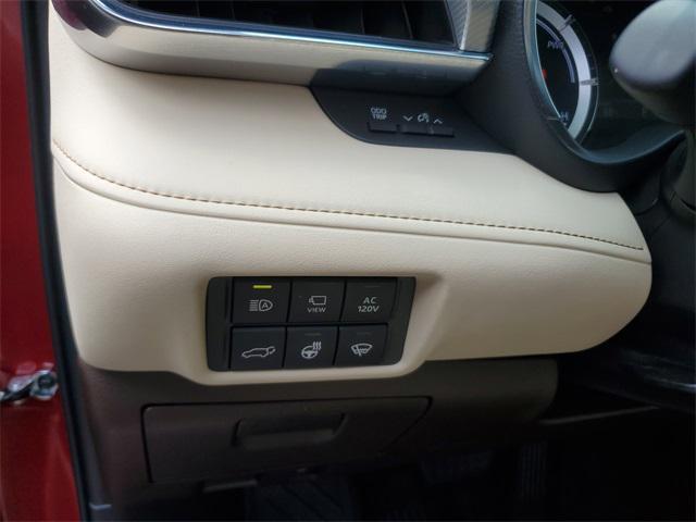 used 2022 Toyota Highlander Hybrid car, priced at $47,648