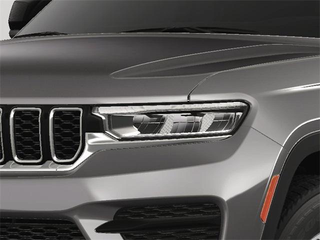 new 2025 Jeep Grand Cherokee car, priced at $38,062