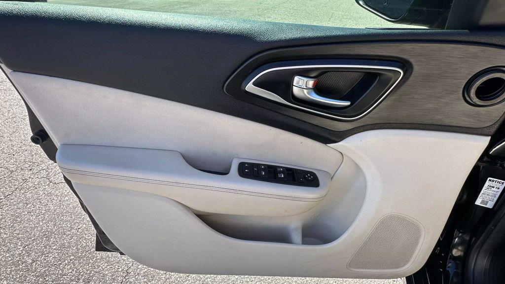 used 2015 Chrysler 200 car, priced at $7,900