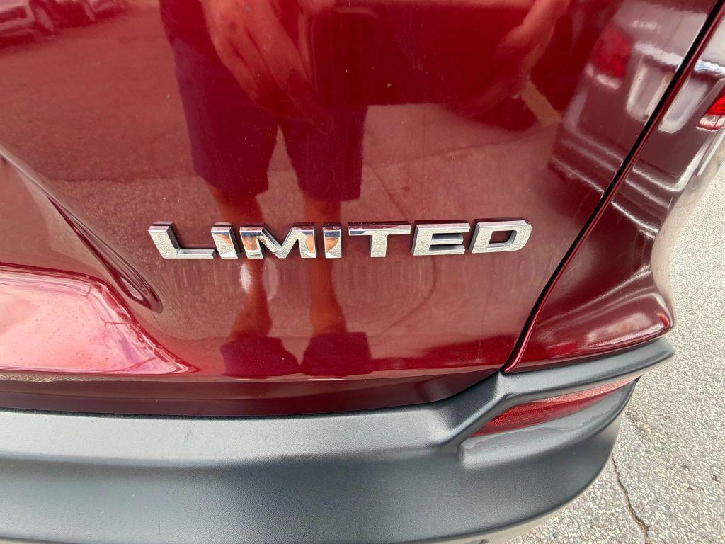 used 2019 Jeep Cherokee car, priced at $10,990