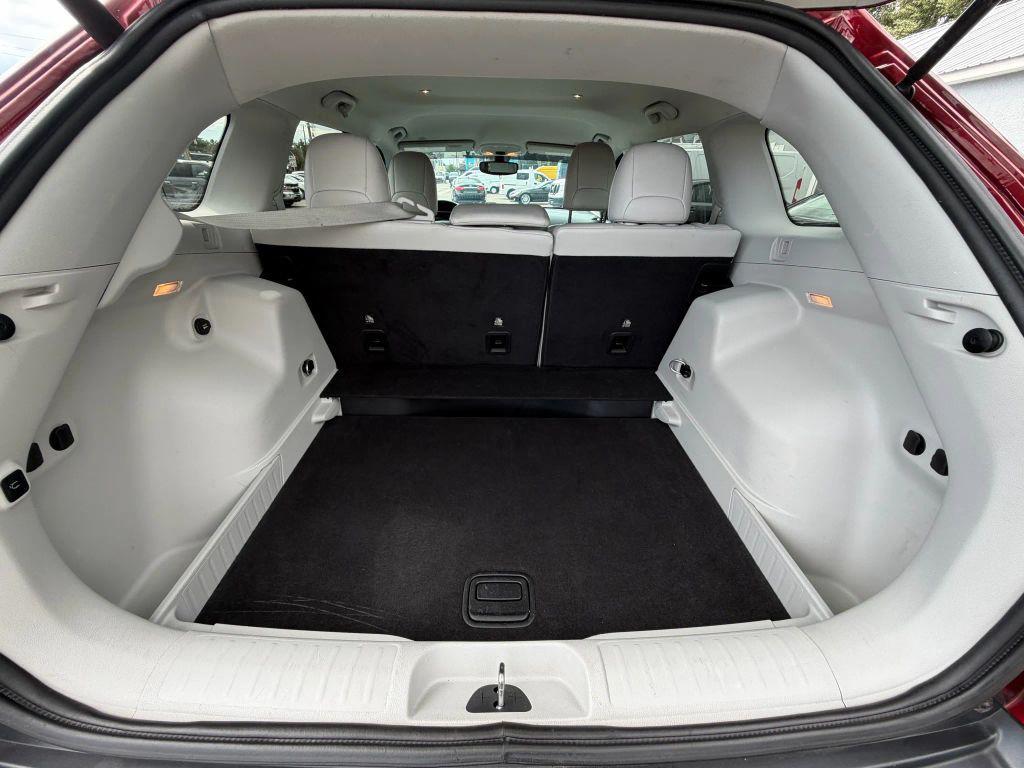 used 2019 Jeep Cherokee car, priced at $10,990