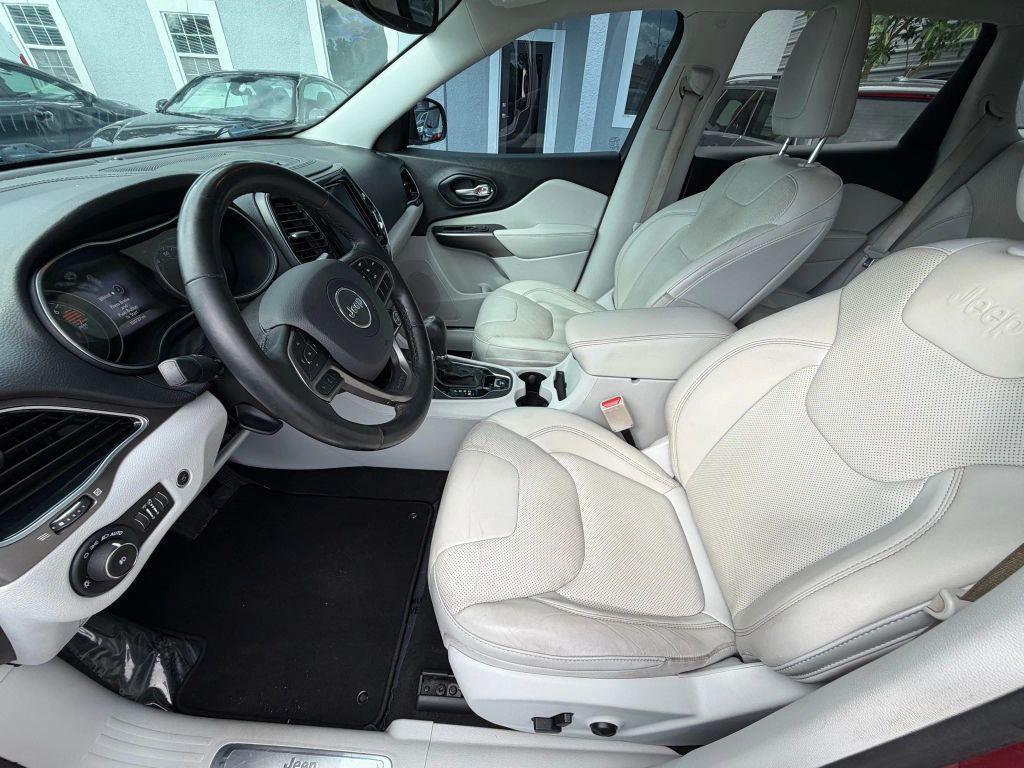 used 2019 Jeep Cherokee car, priced at $10,990