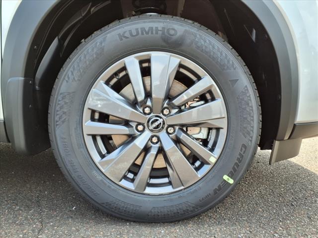 new 2025 Nissan Pathfinder car, priced at $43,865