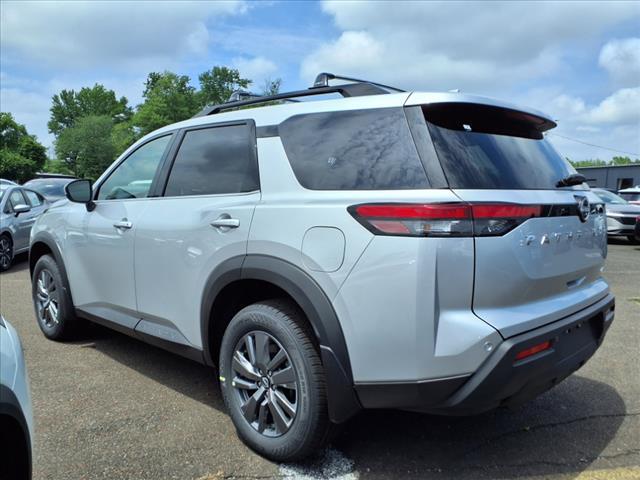new 2025 Nissan Pathfinder car, priced at $43,865