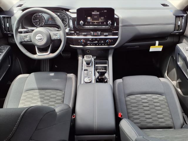 new 2025 Nissan Pathfinder car, priced at $43,865
