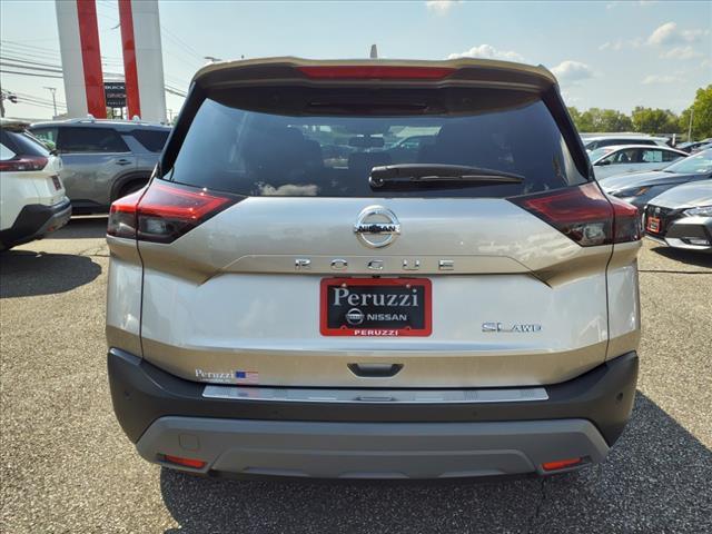 used 2021 Nissan Rogue car, priced at $27,406