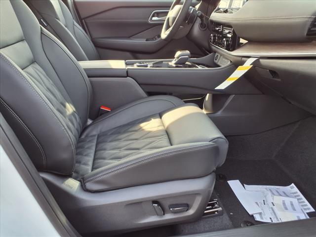 new 2025 Nissan Rogue car, priced at $44,580