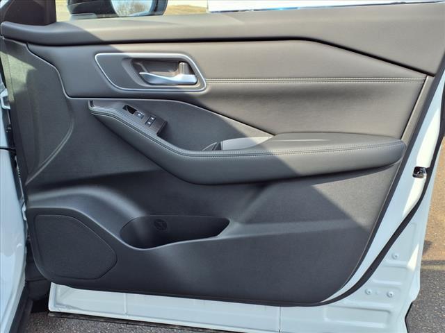 new 2025 Nissan Rogue car, priced at $44,580