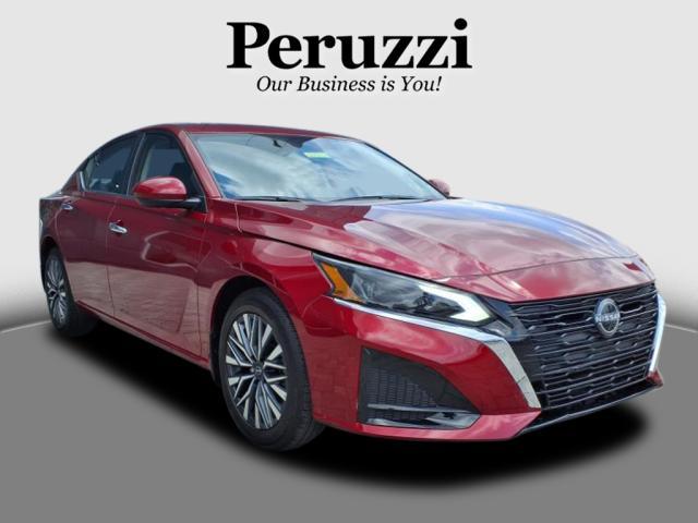 used 2023 Nissan Altima car, priced at $25,900