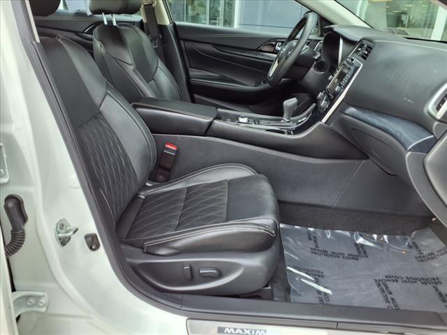 used 2023 Nissan Maxima car, priced at $35,500