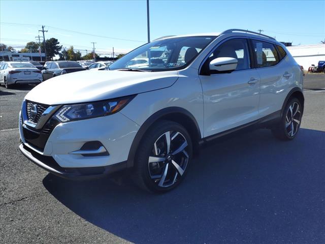 used 2022 Nissan Rogue Sport car, priced at $25,078