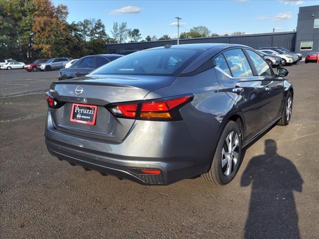 new 2025 Nissan Altima car, priced at $27,365