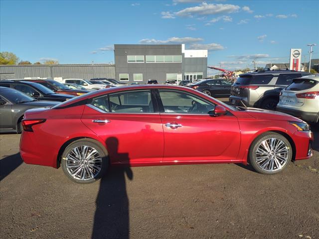 new 2025 Nissan Altima car, priced at $34,661