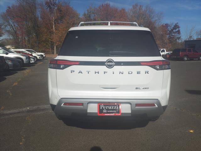 new 2025 Nissan Pathfinder car, priced at $45,633