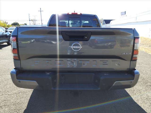 new 2025 Nissan Frontier car, priced at $39,955