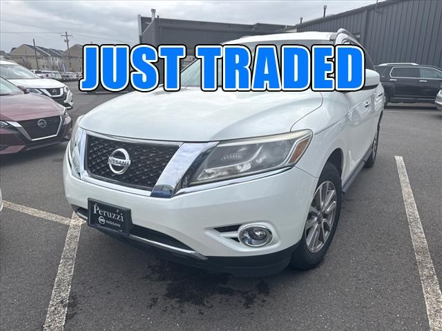 used 2015 Nissan Pathfinder car, priced at $13,145