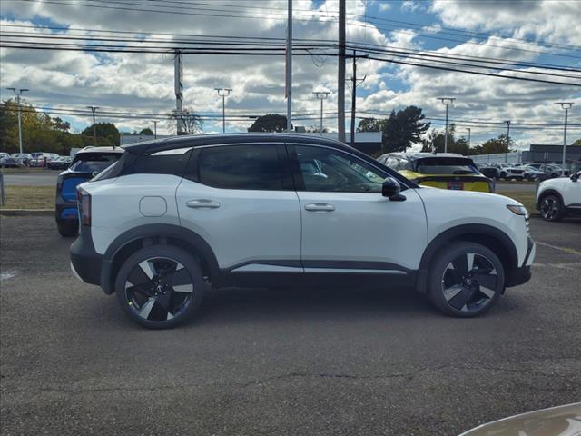 new 2025 Nissan Kicks car, priced at $30,190