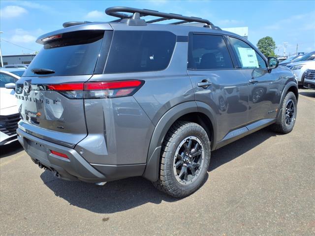 new 2025 Nissan Pathfinder car, priced at $46,595