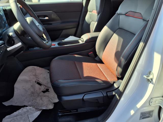 new 2025 Nissan Kicks car, priced at $32,874