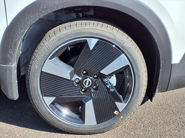 new 2025 Nissan Kicks car, priced at $32,874