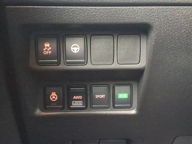 used 2020 Nissan Rogue Sport car, priced at $15,211