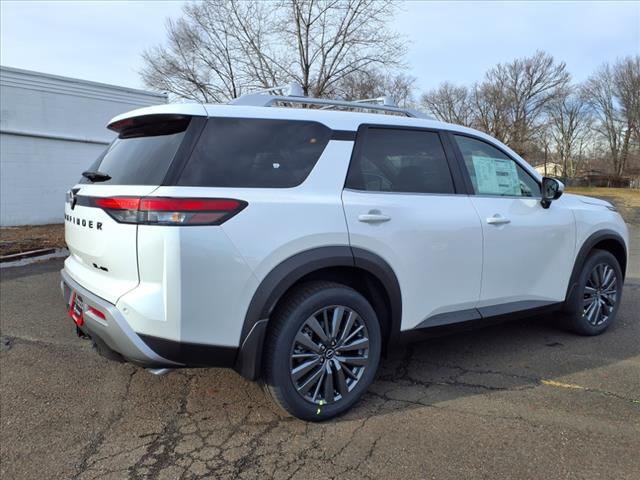 new 2025 Nissan Pathfinder car, priced at $49,352