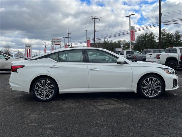 new 2024 Nissan Altima car, priced at $35,655