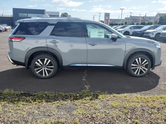 new 2024 Nissan Pathfinder car, priced at $51,989