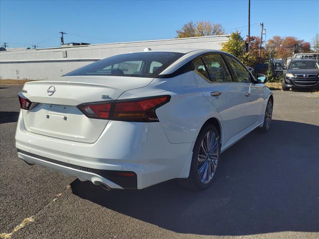 new 2025 Nissan Altima car, priced at $34,747