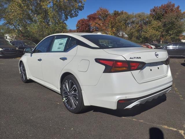 new 2025 Nissan Altima car, priced at $34,747