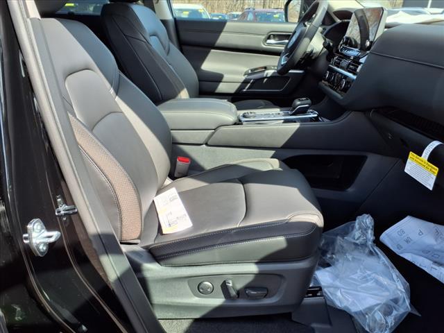new 2025 Nissan Pathfinder car, priced at $48,145