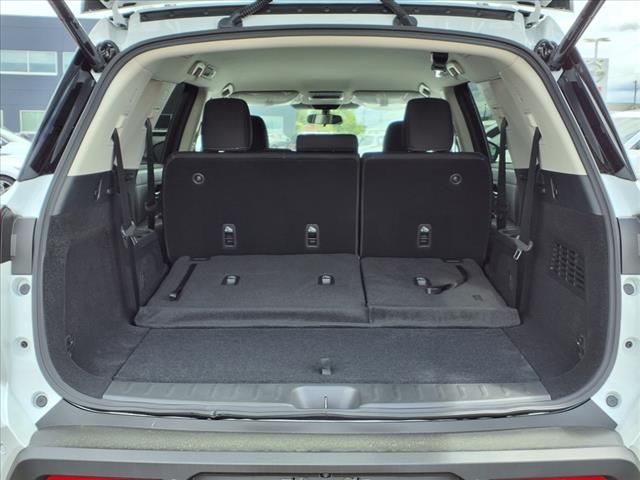 new 2025 Nissan Pathfinder car, priced at $42,456