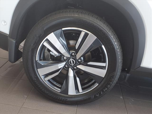 new 2025 Nissan Rogue car, priced at $40,704