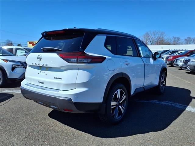 new 2025 Nissan Rogue car, priced at $40,704