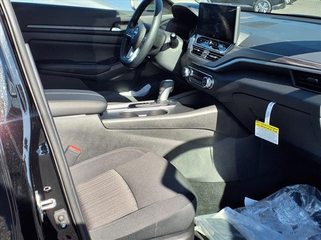new 2025 Nissan Altima car, priced at $30,465