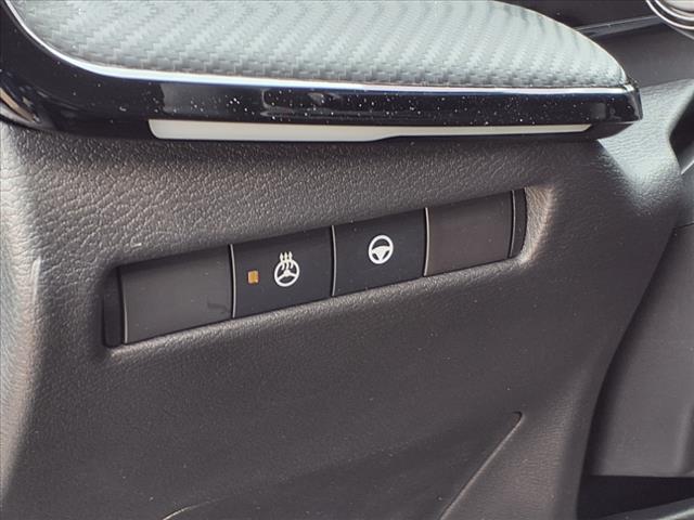new 2025 Nissan Kicks car, priced at $31,007