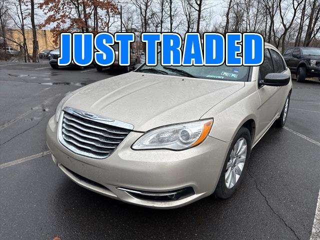 used 2014 Chrysler 200 car