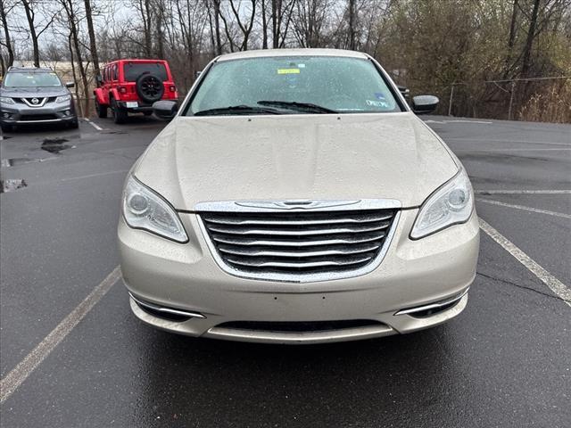 used 2014 Chrysler 200 car